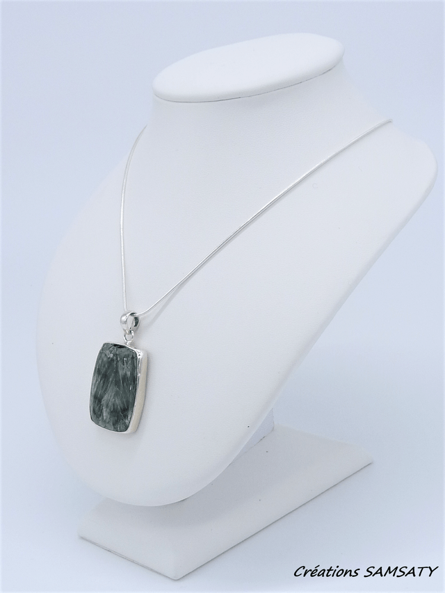 Pendentif en Séraphinite