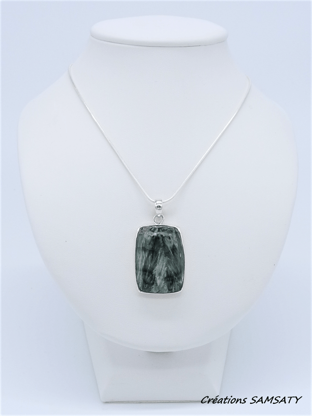 Pendentif en Séraphinite