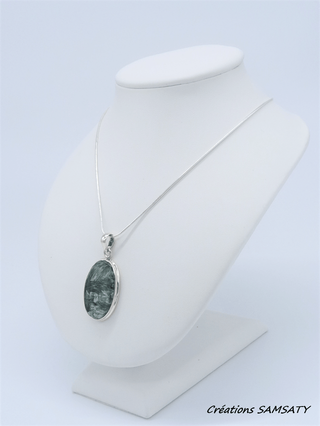 Pendentif en Séraphinite