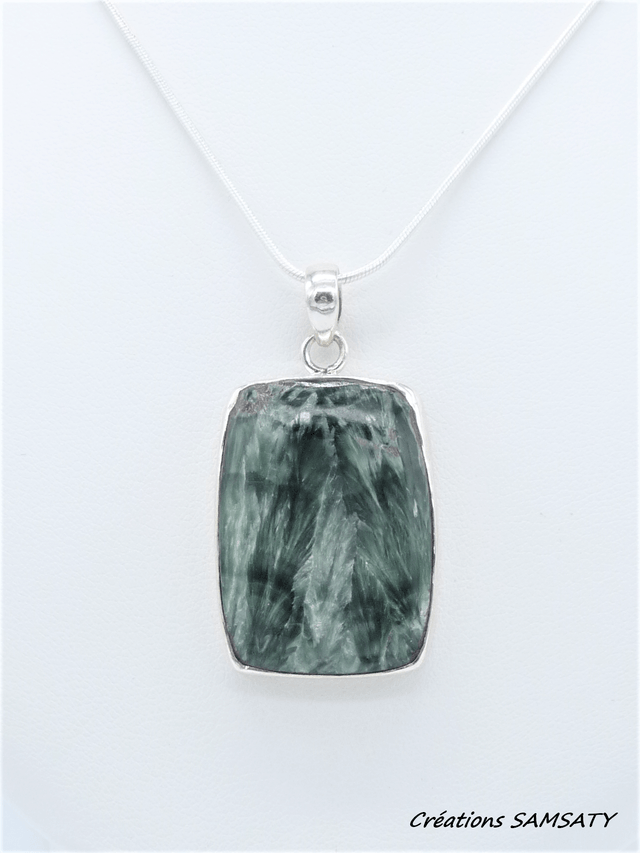 Pendentif en Séraphinite