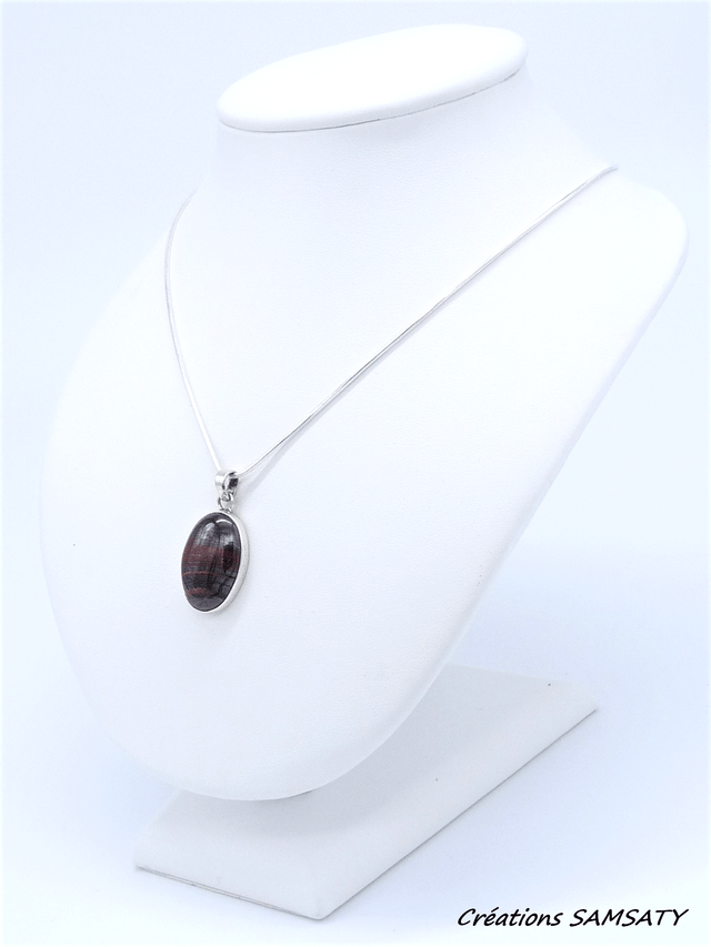 Pendentif en Œil de Taureau