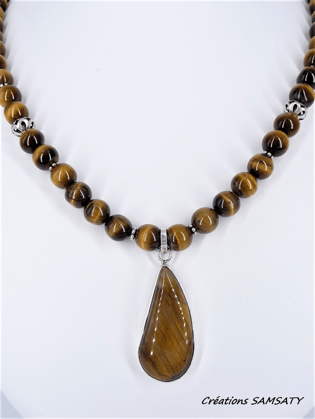 Collier œil de tigre avec son médaillon