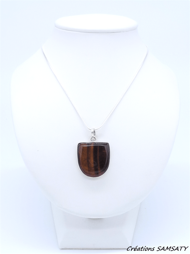 Pendentif en Œil de Taureau