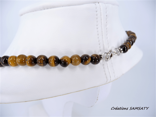 Collier œil de tigre avec son médaillon