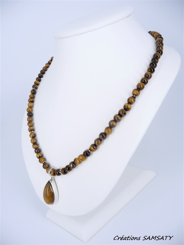 Collier œil de tigre avec son médaillon