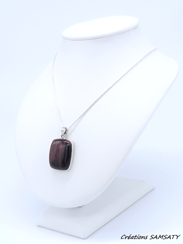 Pendentif en Œil de Taureau