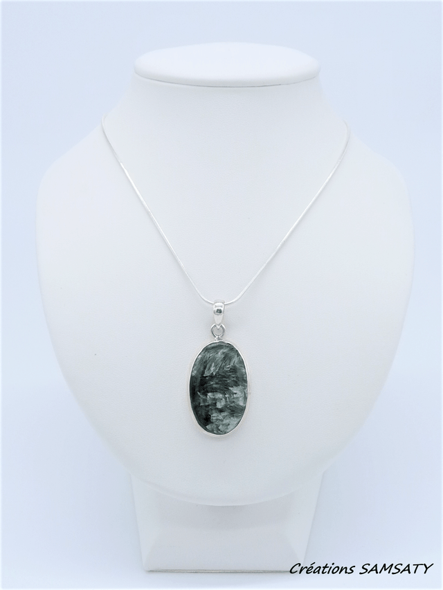 Pendentif en Séraphinite
