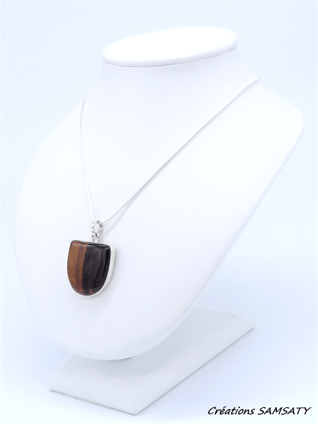 Pendentif en Œil de Taureau